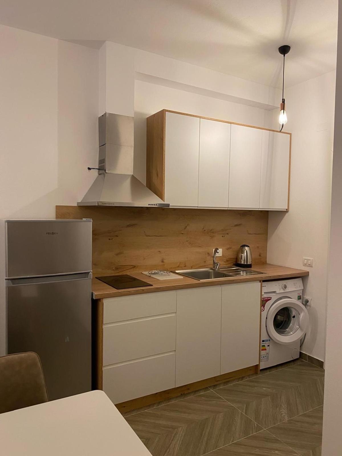Aj Apartament Orikum