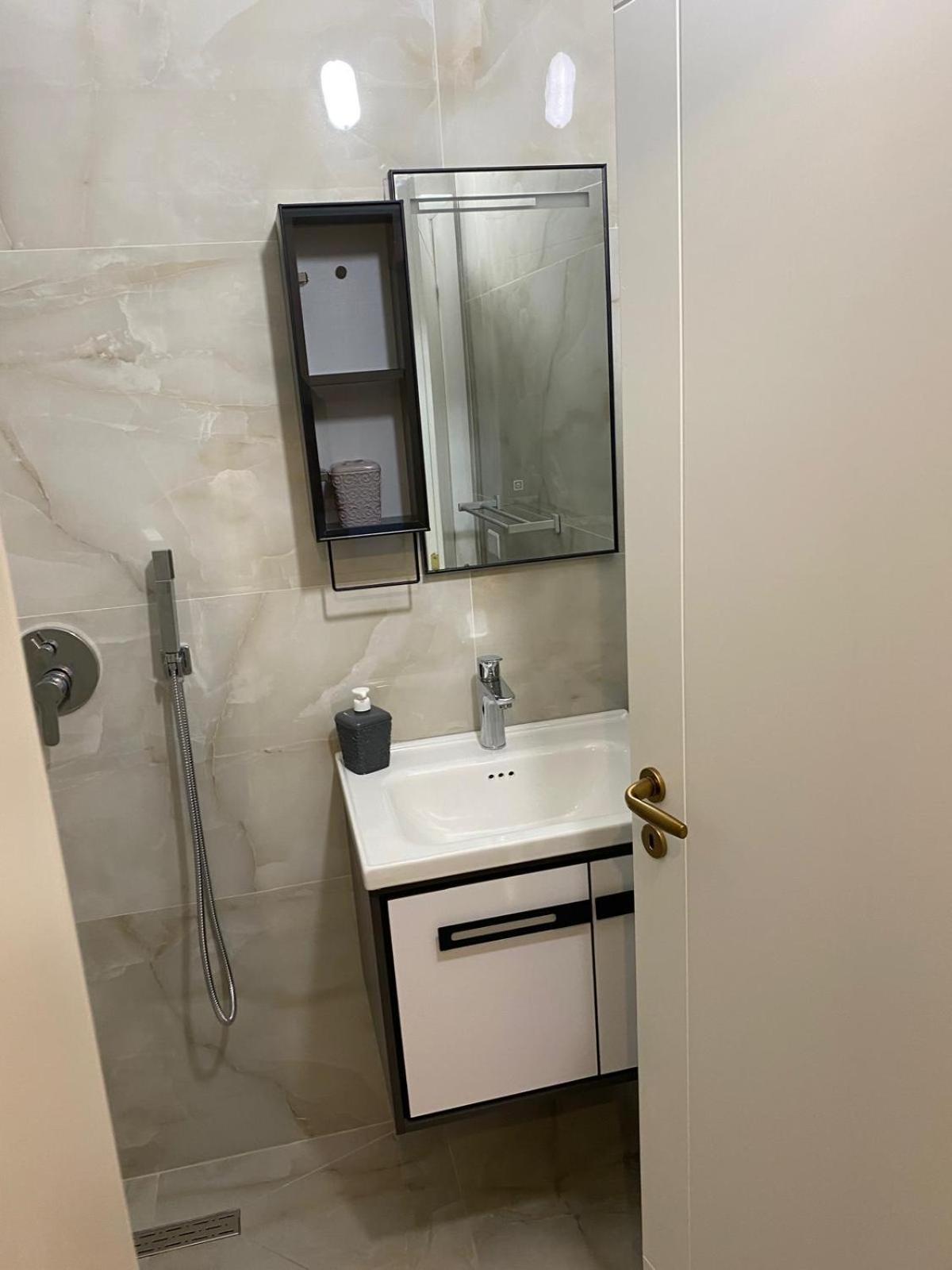 Aj Apartament Orikum